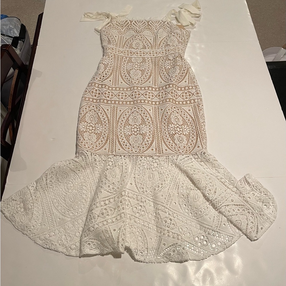 Perfect for Graduation dress! Cream/Off-White Strappy Sheath Dress Size 4.